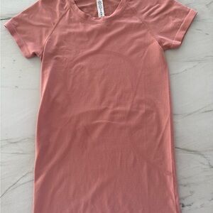 Lululemon Athletica Swiftly Tech Short Sleeve Top Size 4